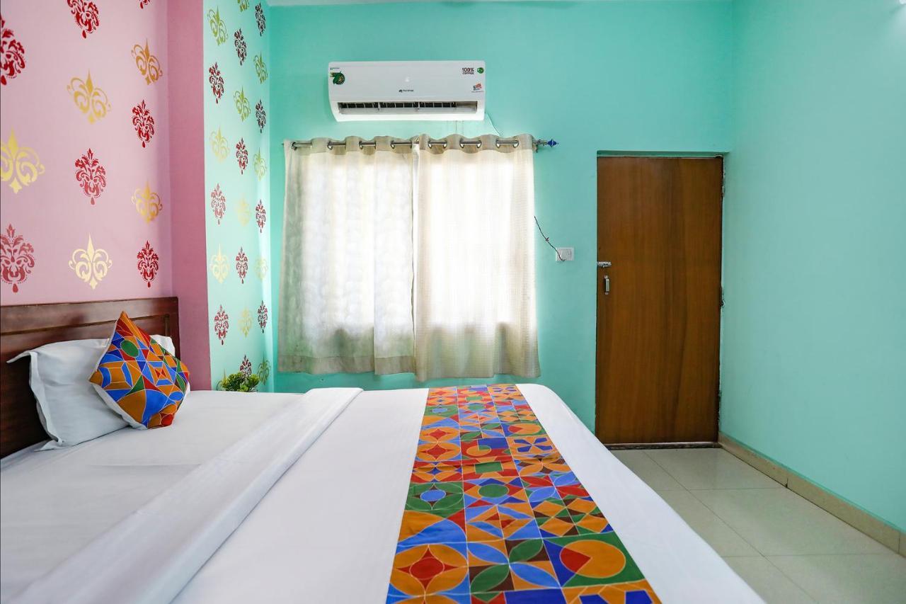 Fabexpress Kashi Khand Varanasi Dış mekan fotoğraf
