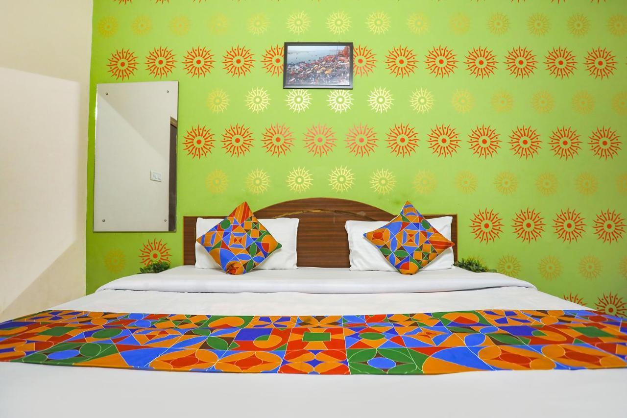 Fabexpress Kashi Khand Varanasi Dış mekan fotoğraf
