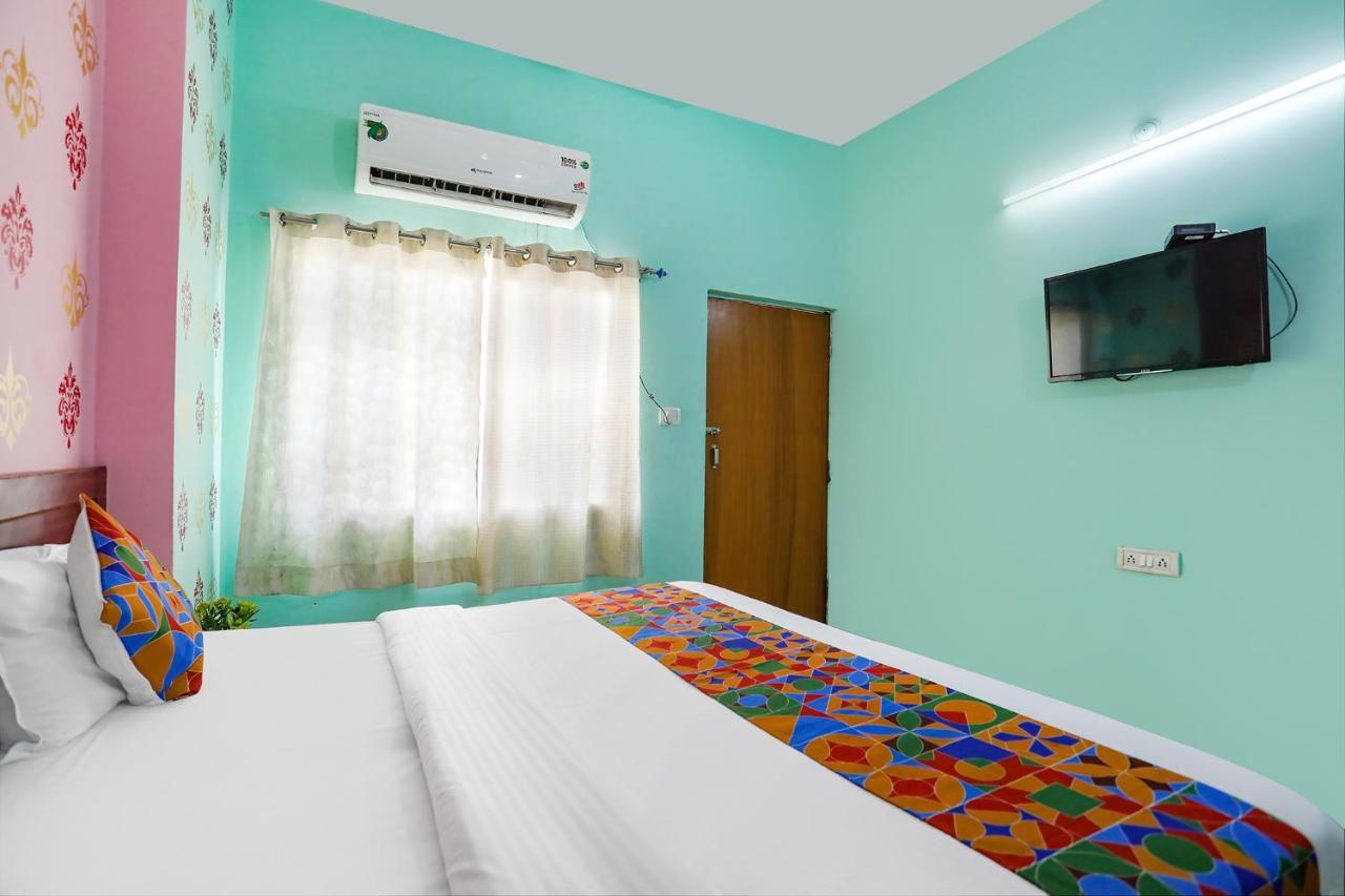 Fabexpress Kashi Khand Varanasi Dış mekan fotoğraf